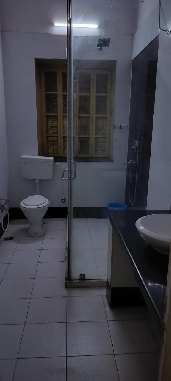 Ywca Gallway Guest House Calcutta Extérieur photo