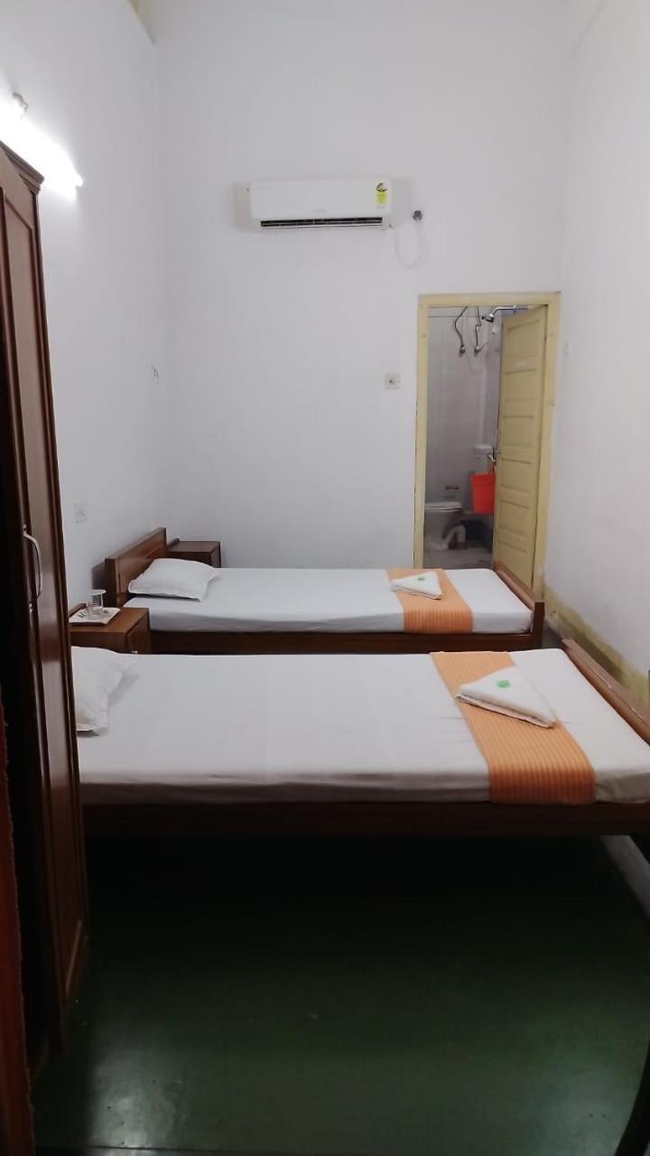 Ywca Gallway Guest House Calcutta Extérieur photo