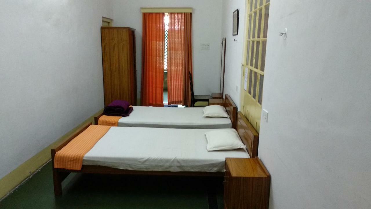 Ywca Gallway Guest House Calcutta Extérieur photo