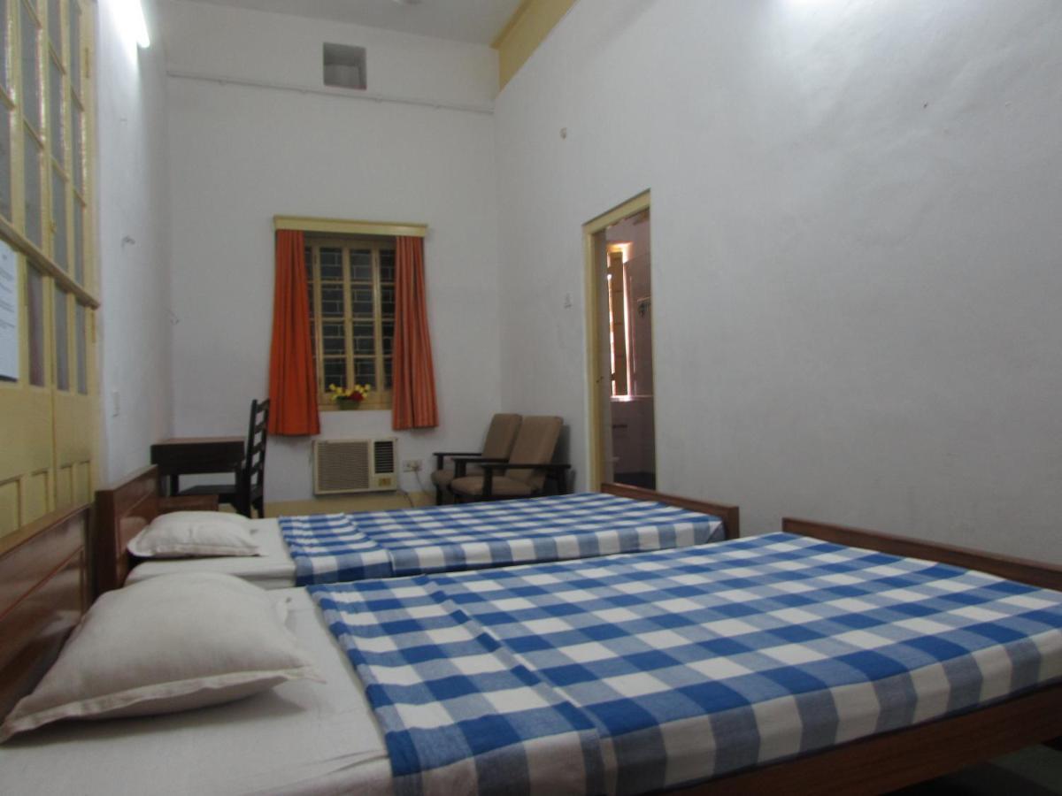 Ywca Gallway Guest House Calcutta Extérieur photo